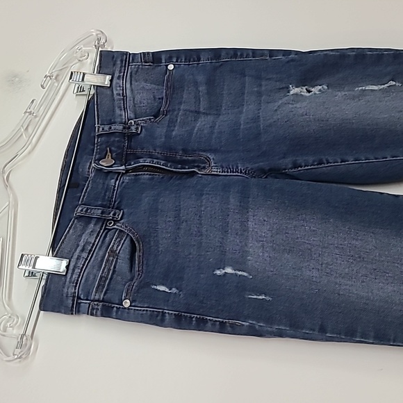 3/$35. 💥Dynamite Skinny Jeans - Picture 2 of 11